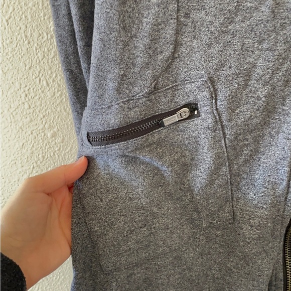 Calvin Klein Performance Heather Gray Zip-Up athletic Jacket - Picture 5 of 10